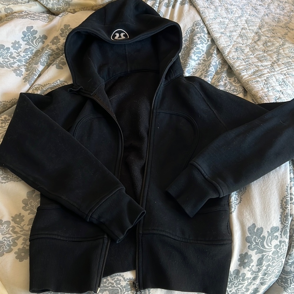 Lululemon black zippered hoodie